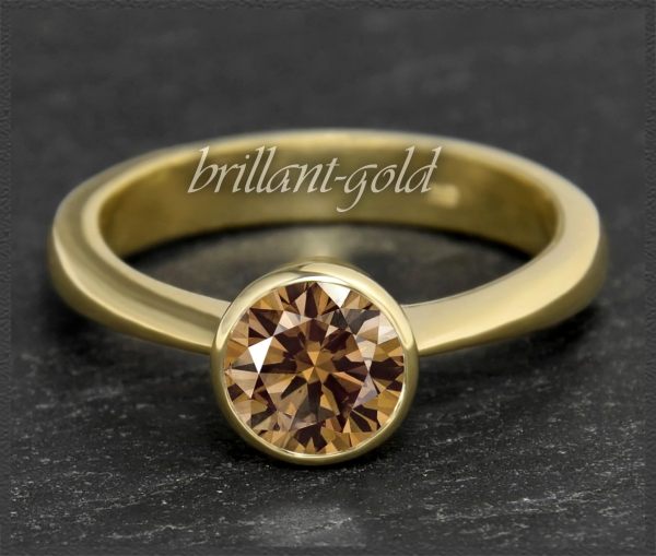 Ring aus 585 Gelbgold mit 0,99ct Brillant, Si1-2